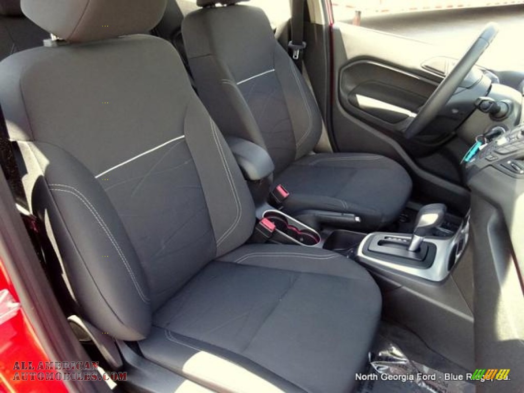2014 Fiesta SE Hatchback - Race Red / Charcoal Black photo #12