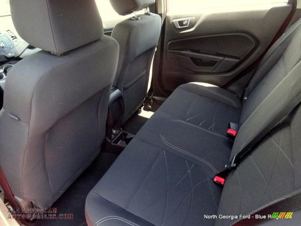2014 Fiesta SE Hatchback - Race Red / Charcoal Black photo #31