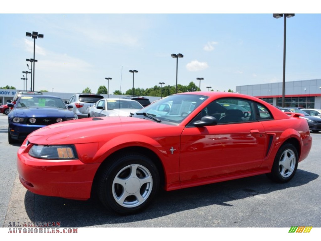 2002 Mustang V6 Coupe - Laser Red Metallic / Dark Charcoal photo #7