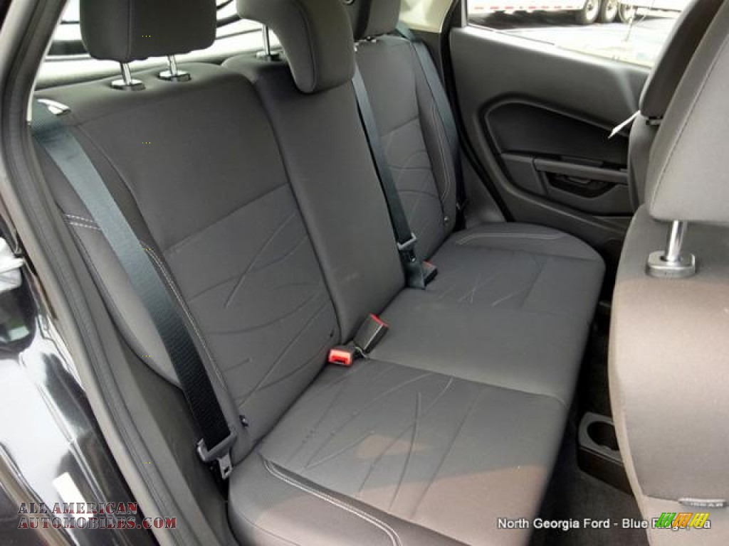 2015 Fiesta SE Hatchback - Tuxedo Black Metallic / Charcoal Black photo #14