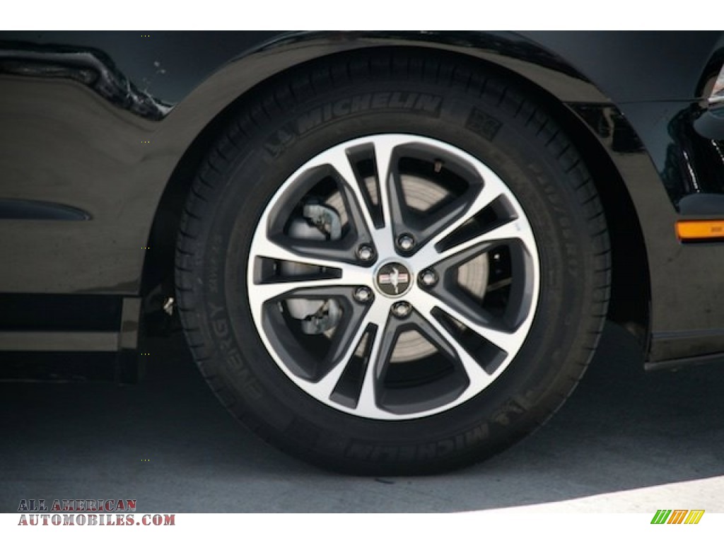 2014 Mustang V6 Premium Convertible - Black / Charcoal Black photo #25