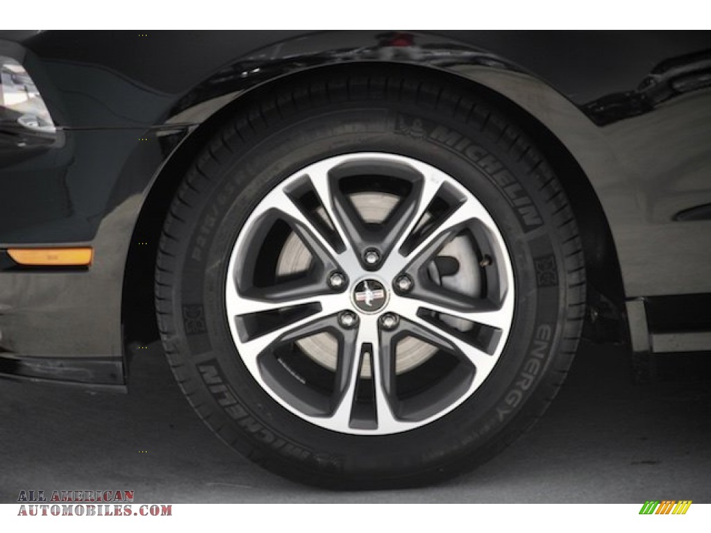 2014 Mustang V6 Premium Convertible - Black / Charcoal Black photo #27