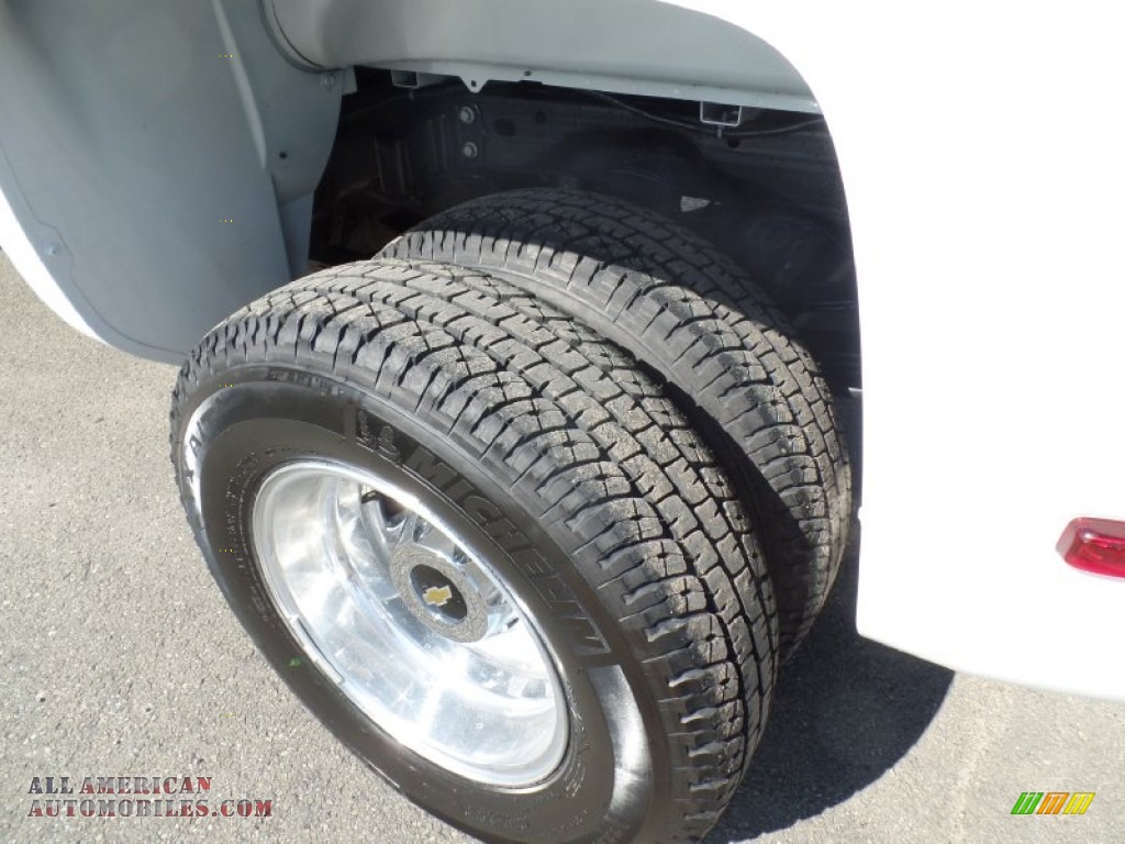 2015 Silverado 3500HD High Country Crew Cab Dual Rear Wheel 4x4 - Summit White / High Country Saddle photo #13