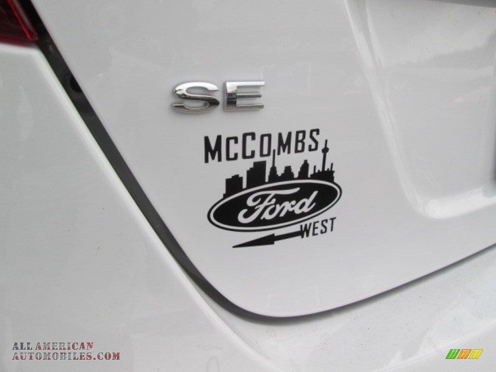 2015 Fiesta SE Hatchback - Oxford White / Charcoal Black photo #10