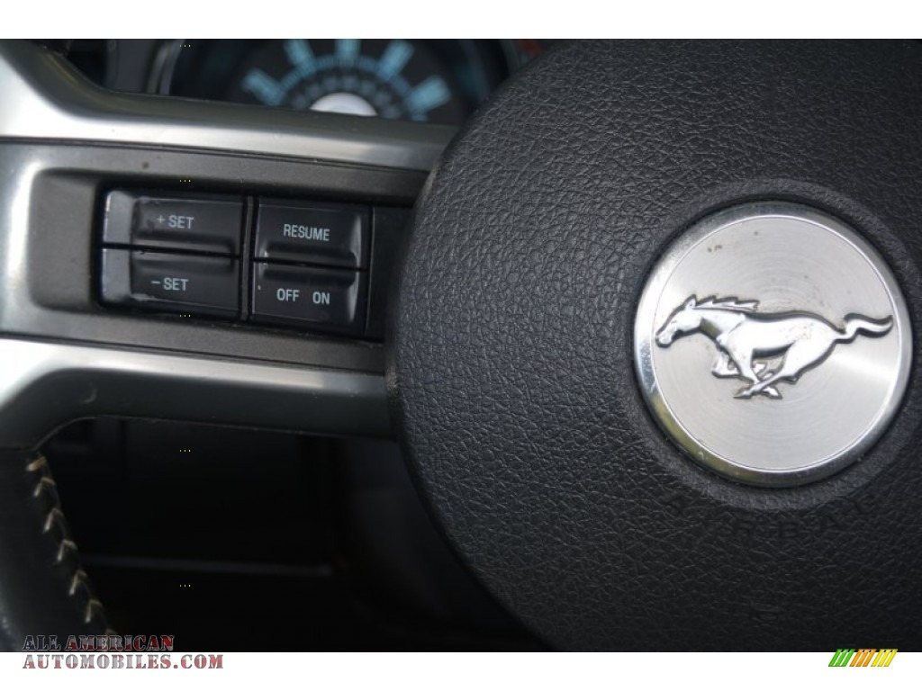 2010 Mustang V6 Convertible - Brilliant Silver Metallic / Stone photo #26