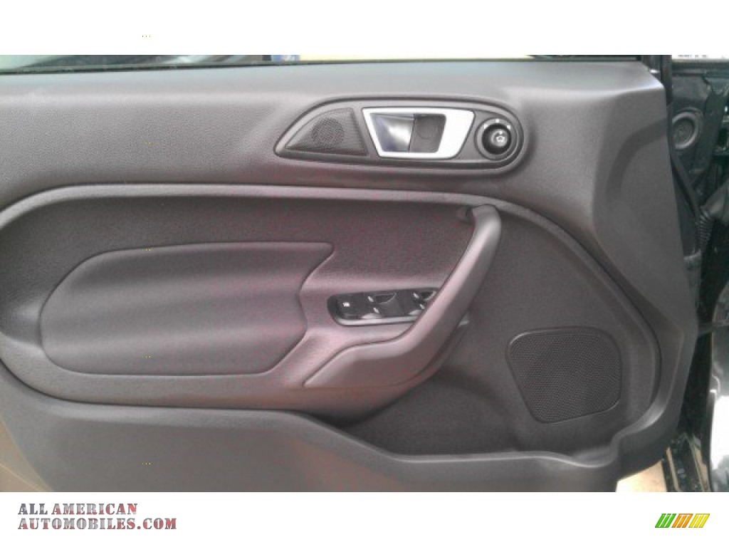 2015 Fiesta SE Sedan - Magnetic Metallic / Charcoal Black photo #29