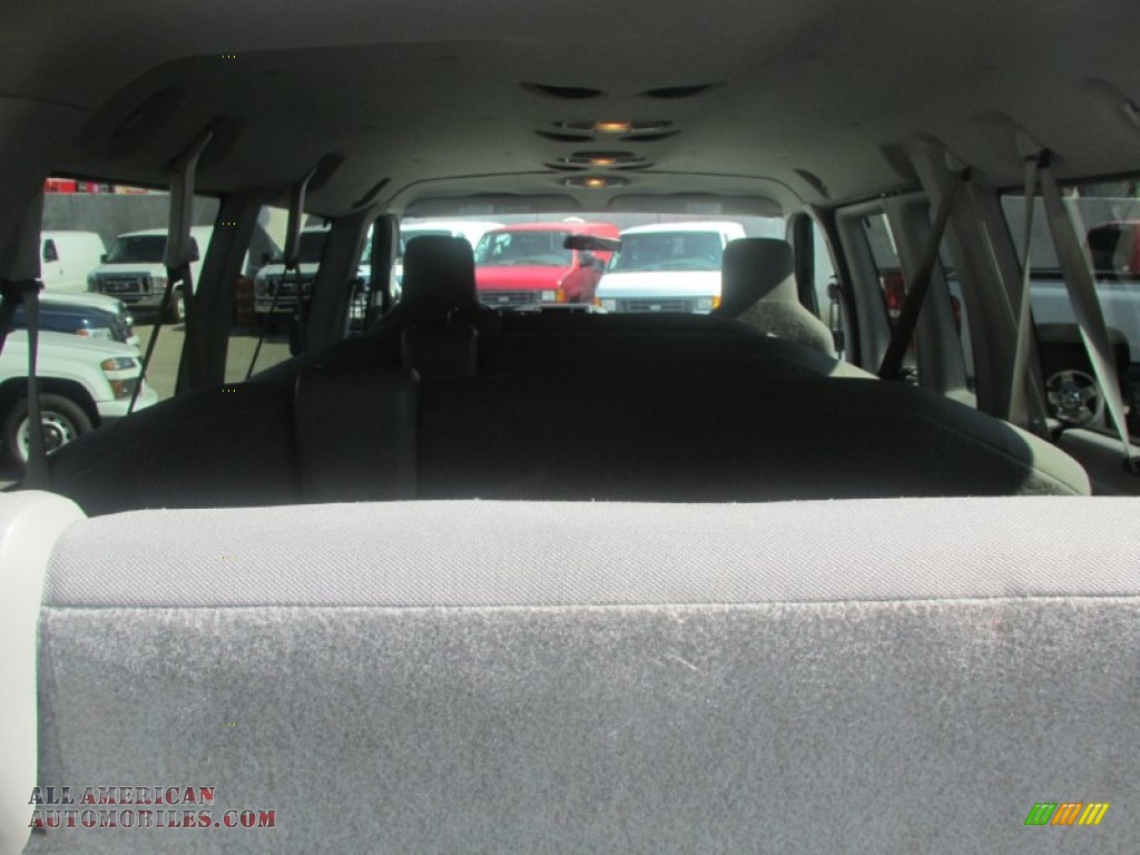 2013 E Series Van E350 XLT Extended Passenger - Dark Blue Pearl / Medium Flint photo #16