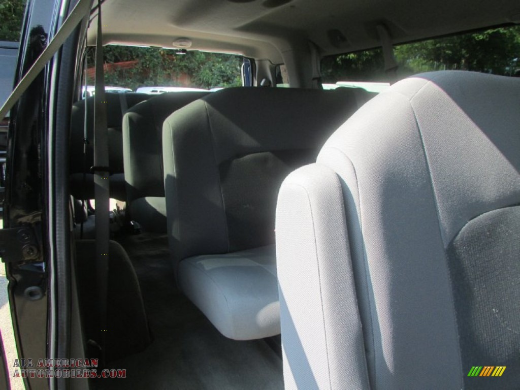 2013 E Series Van E350 XLT Extended Passenger - Dark Blue Pearl / Medium Flint photo #20