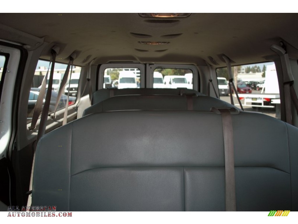 2013 E Series Van E350 XLT Passenger - Oxford White / Medium Flint photo #3