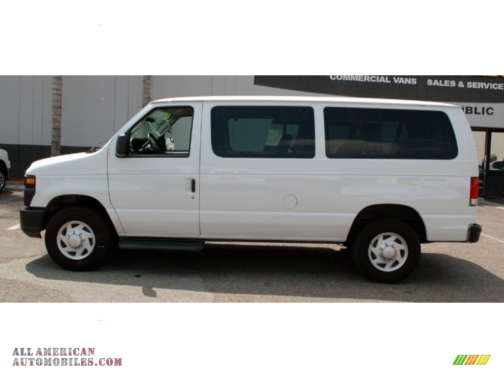 2013 E Series Van E350 XLT Passenger - Oxford White / Medium Flint photo #8