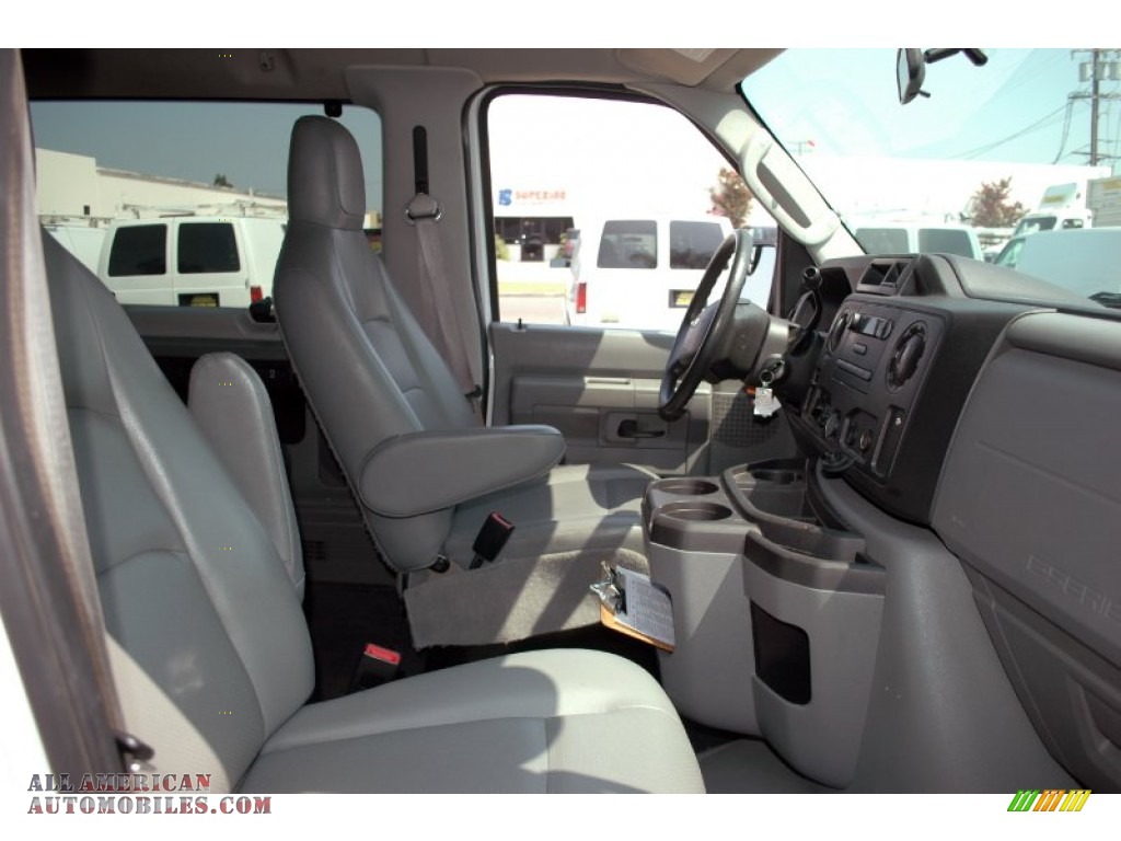 2013 E Series Van E350 XLT Passenger - Oxford White / Medium Flint photo #12