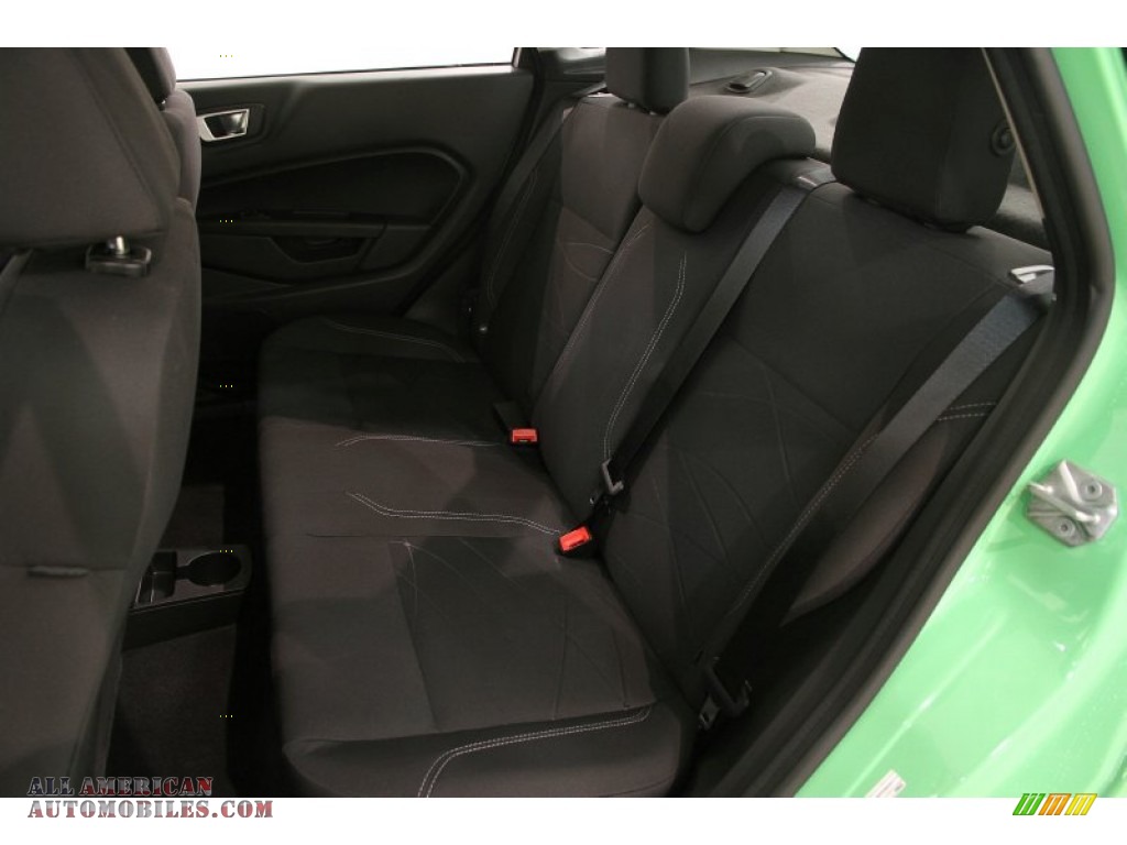 2014 Fiesta SE Sedan - Green Envy / Charcoal Black photo #14