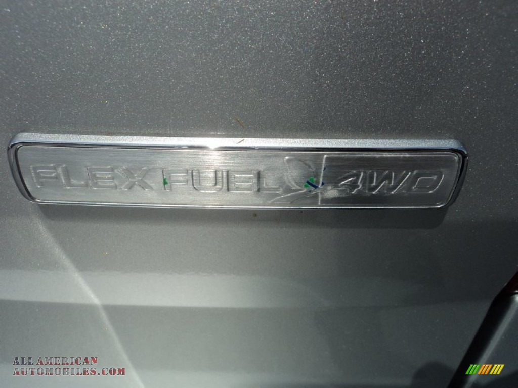 2013 Explorer XLT 4WD - Ingot Silver Metallic / Charcoal Black photo #31