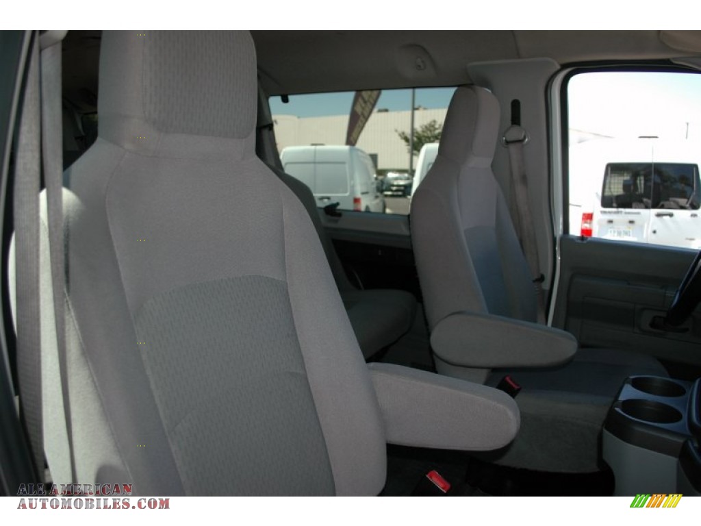 2011 E Series Van E350 XLT Passenger - Oxford White / Medium Flint photo #13