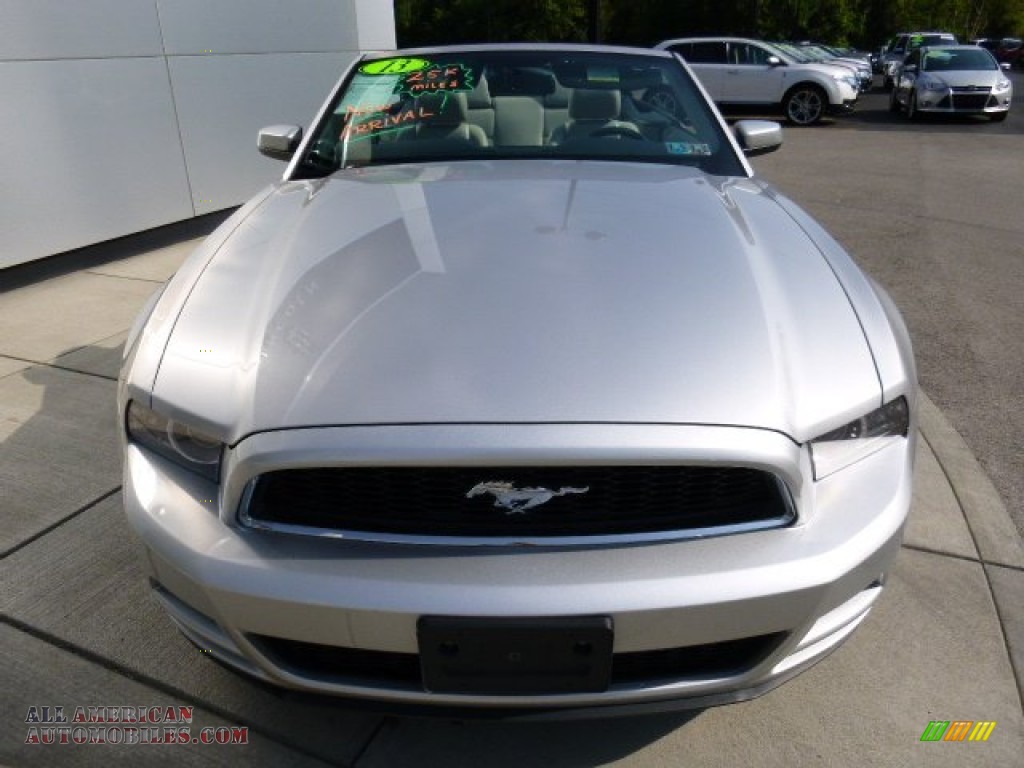 2013 Mustang V6 Premium Convertible - Ingot Silver Metallic / Stone photo #8