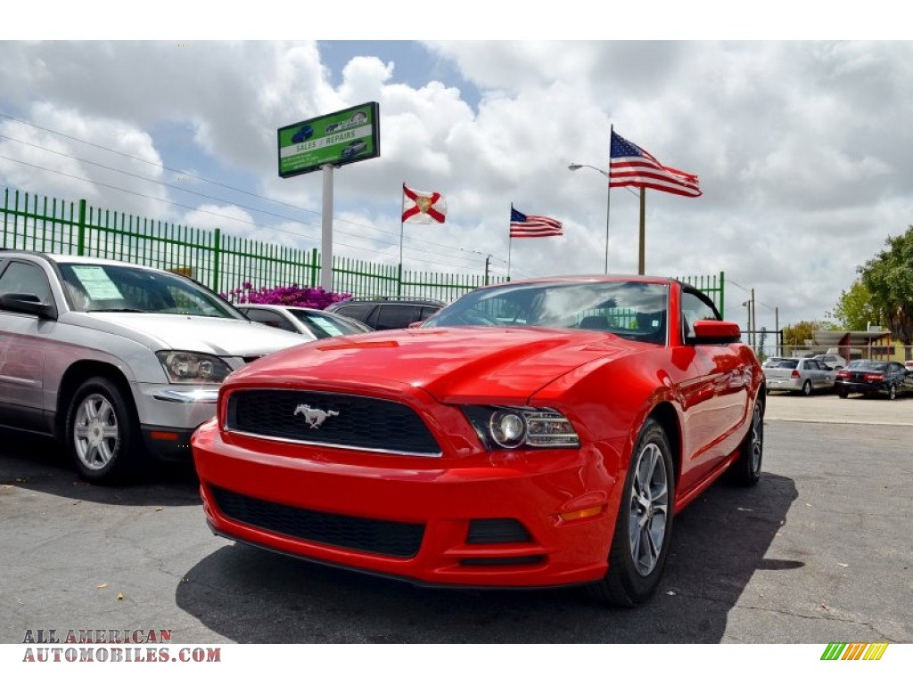 2014 Mustang V6 Premium Convertible - Race Red / Charcoal Black photo #26