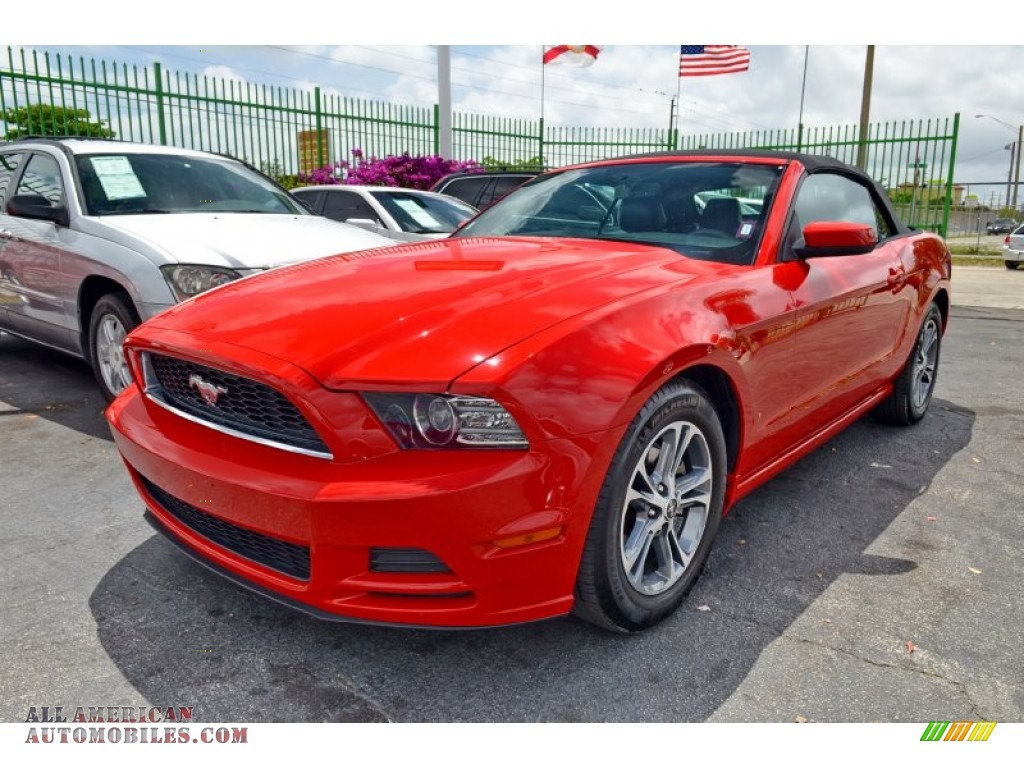 2014 Mustang V6 Premium Convertible - Race Red / Charcoal Black photo #28