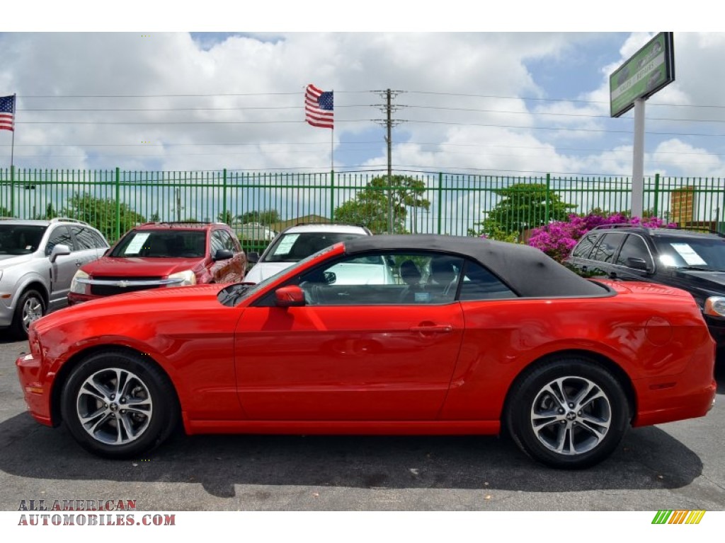 2014 Mustang V6 Premium Convertible - Race Red / Charcoal Black photo #30