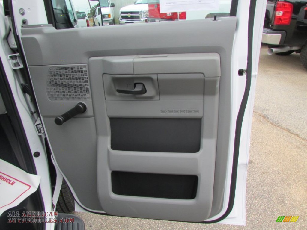 2010 E Series Van E350 XL Passenger - Oxford White / Medium Flint photo #27