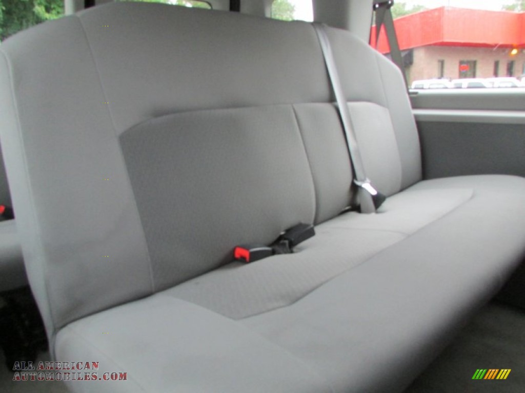 2013 E Series Van E350 XLT Extended Passenger - Black / Medium Flint photo #20