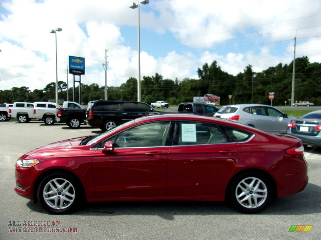 2014 Fusion SE - Ruby Red / Dune photo #2