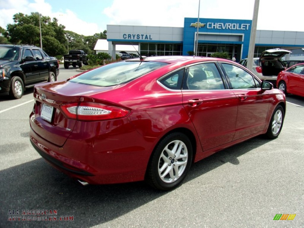 2014 Fusion SE - Ruby Red / Dune photo #8