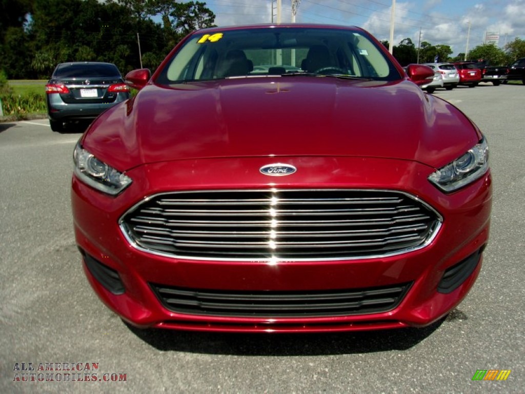 2014 Fusion SE - Ruby Red / Dune photo #13