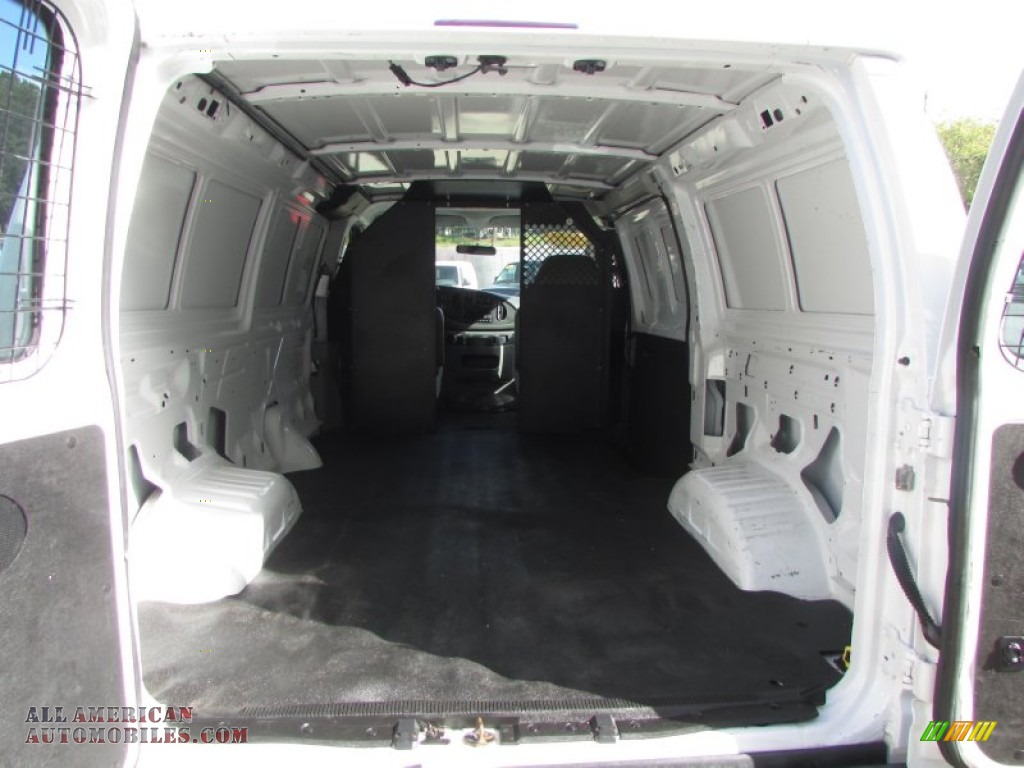 2008 E Series Van E150 Commercial - Oxford White / Medium Flint photo #14