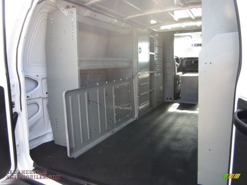 2013 E Series Van E150 Cargo - Oxford White / Medium Flint photo #13