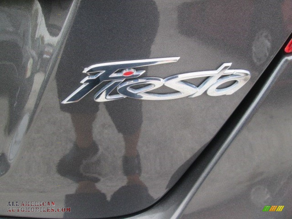 2015 Fiesta SE Hatchback - Magnetic Metallic / Charcoal Black photo #12