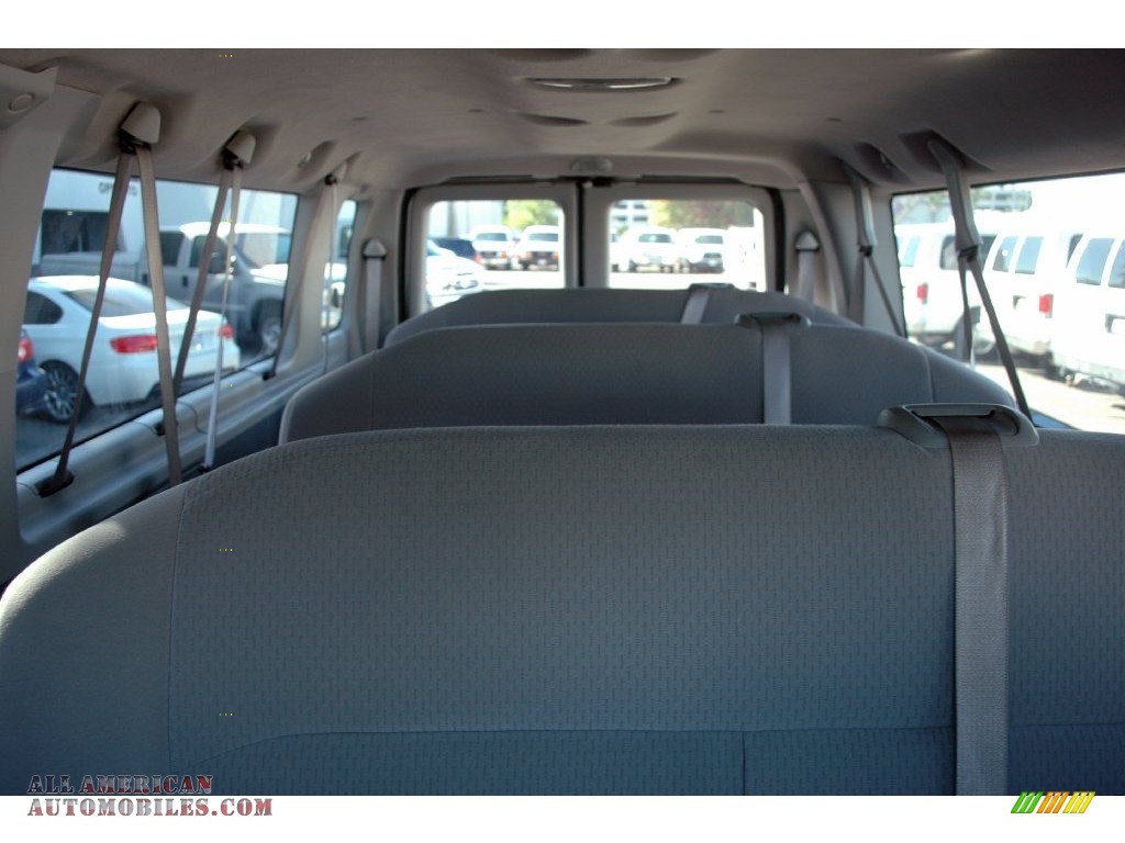2010 E Series Van E350 XLT Passenger Extended - Oxford White / Medium Flint photo #6