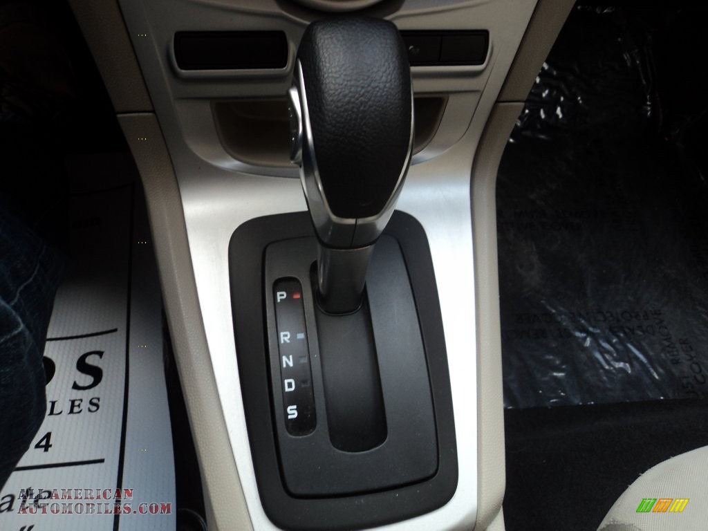 2014 Fiesta SE Hatchback - Ingot Silver / Medium Light Stone photo #17