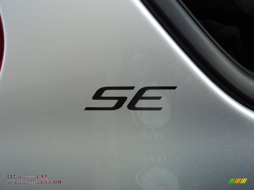 2014 Fiesta SE Hatchback - Ingot Silver / Medium Light Stone photo #22