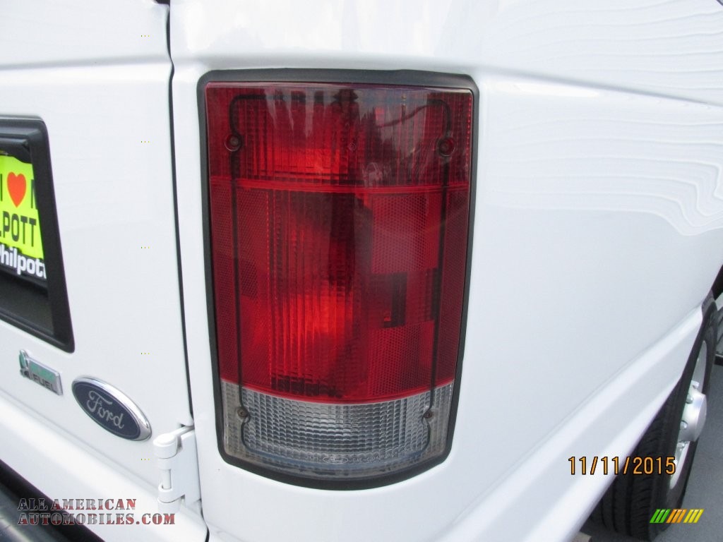 2012 E Series Van E350 XL Extended Passenger - Oxford White / Medium Flint photo #11