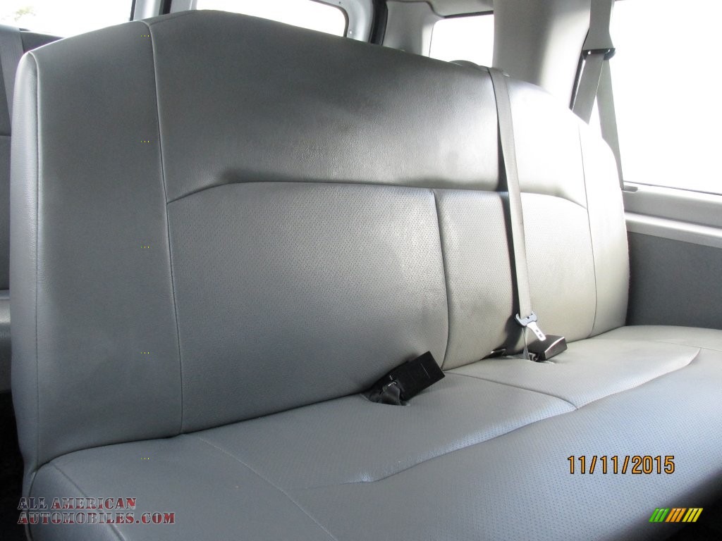2012 E Series Van E350 XL Extended Passenger - Oxford White / Medium Flint photo #28