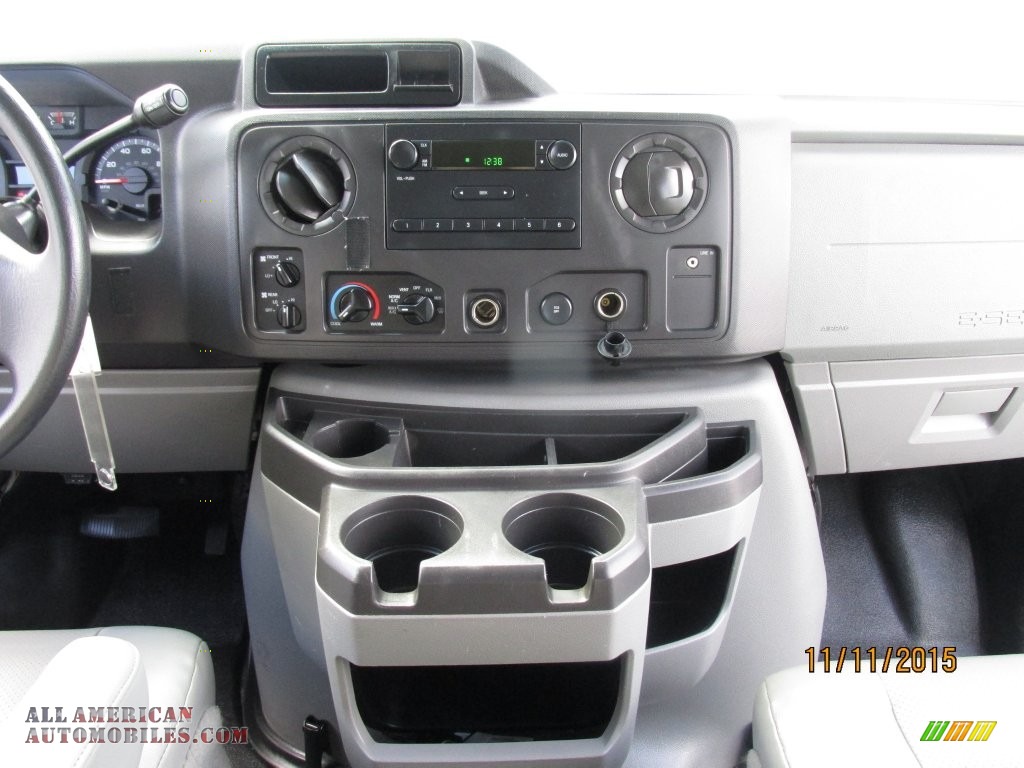 2012 E Series Van E350 XL Extended Passenger - Oxford White / Medium Flint photo #34