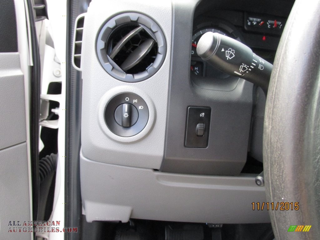 2012 E Series Van E350 XL Extended Passenger - Oxford White / Medium Flint photo #39