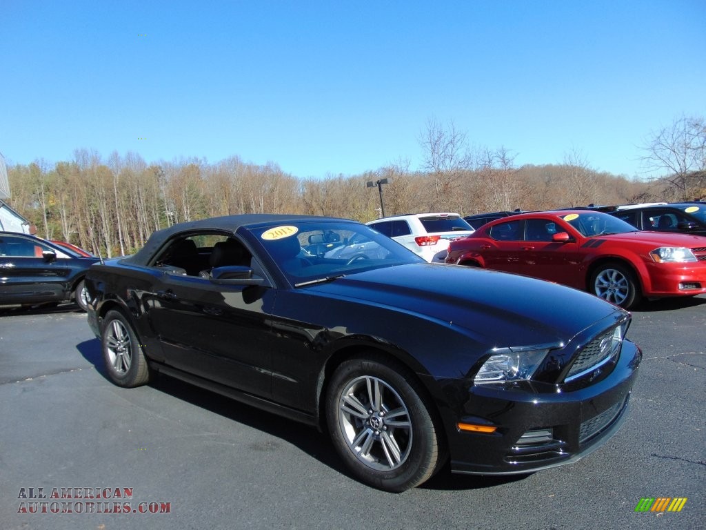 2013 Mustang V6 Premium Convertible - Black / Charcoal Black photo #27