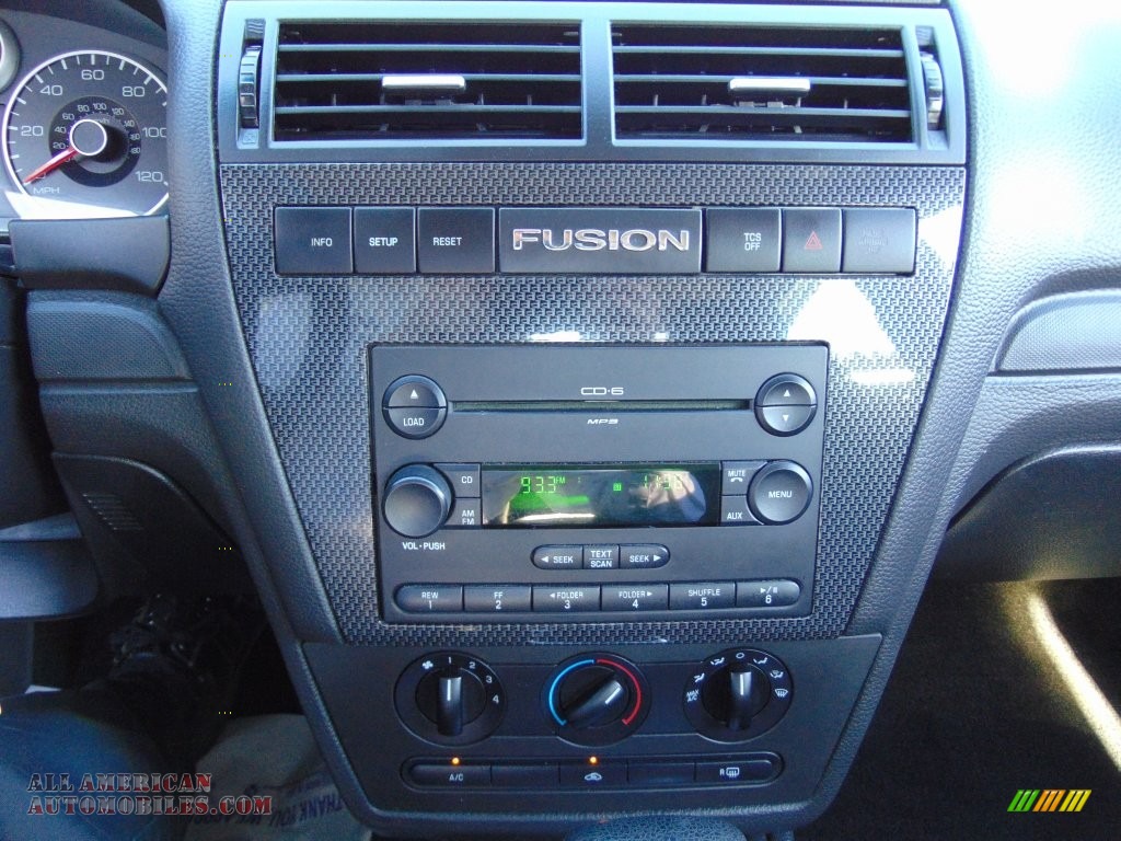 2007 Fusion SE V6 AWD - Silver Birch Metallic / Charcoal Black photo #24