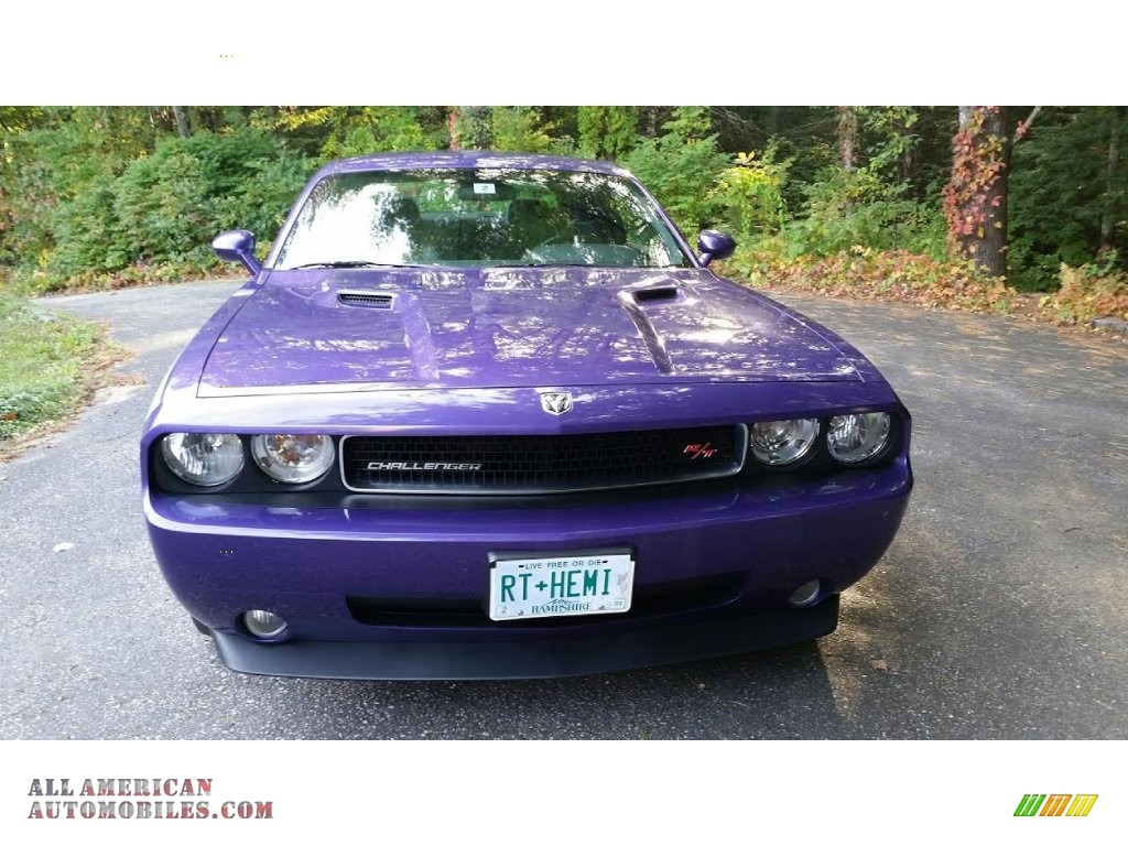 2010 Challenger R/T Classic Furious Fuchsia Edition - Plum Crazy Purple Pearl / Dark Slate Gray photo #3