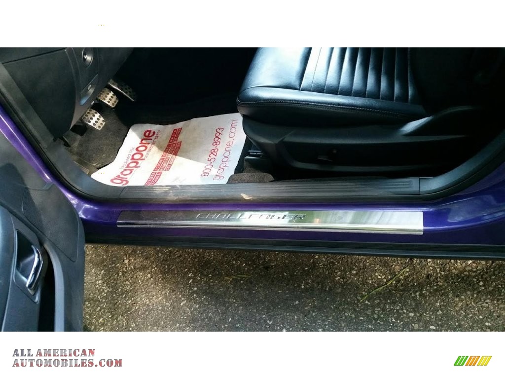 2010 Challenger R/T Classic Furious Fuchsia Edition - Plum Crazy Purple Pearl / Dark Slate Gray photo #7