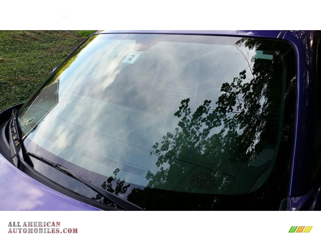2010 Challenger R/T Classic Furious Fuchsia Edition - Plum Crazy Purple Pearl / Dark Slate Gray photo #29