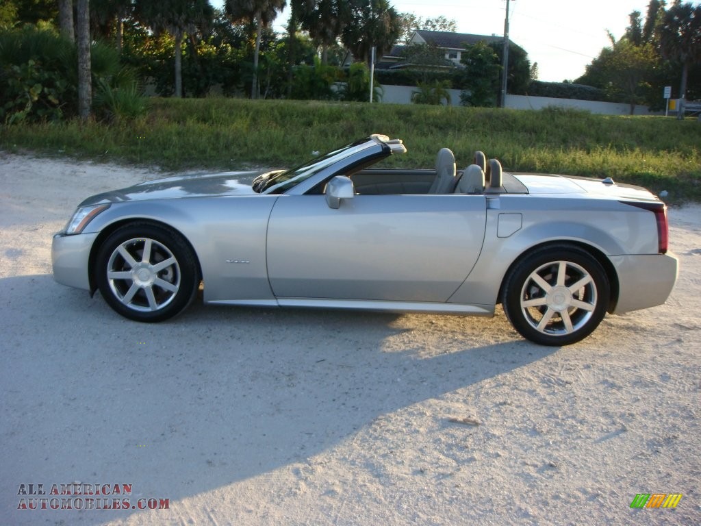 2004 XLR Roadster - Light Platinum / Shale photo #4