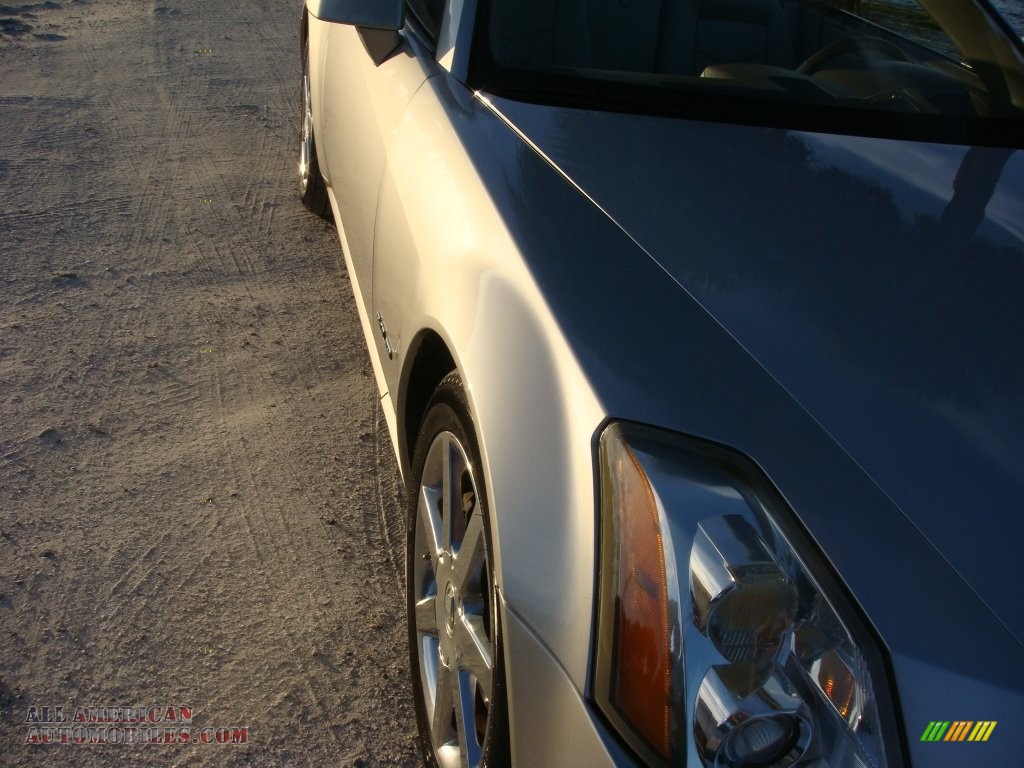 2004 XLR Roadster - Light Platinum / Shale photo #9