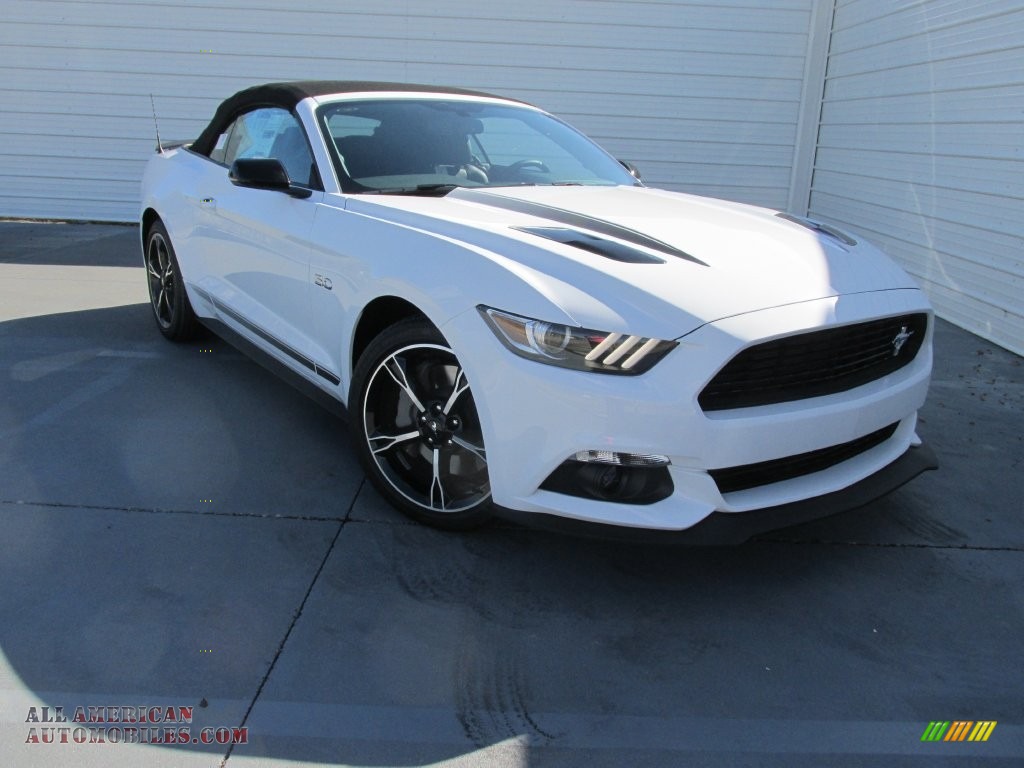 Oxford White / Ebony Ford Mustang GT/CS California Special Convertible
