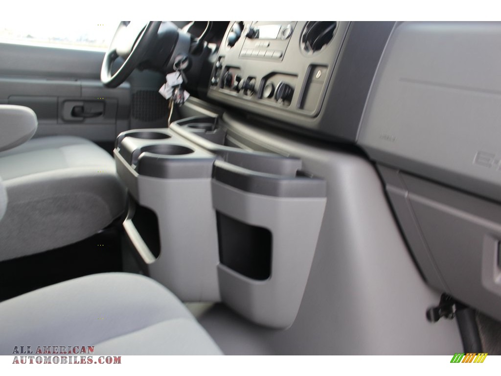 2012 E Series Van E350 XLT Extended Passenger - Oxford White / Medium Flint photo #22