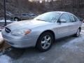 Ford Taurus SES Silver Frost Metallic photo #9