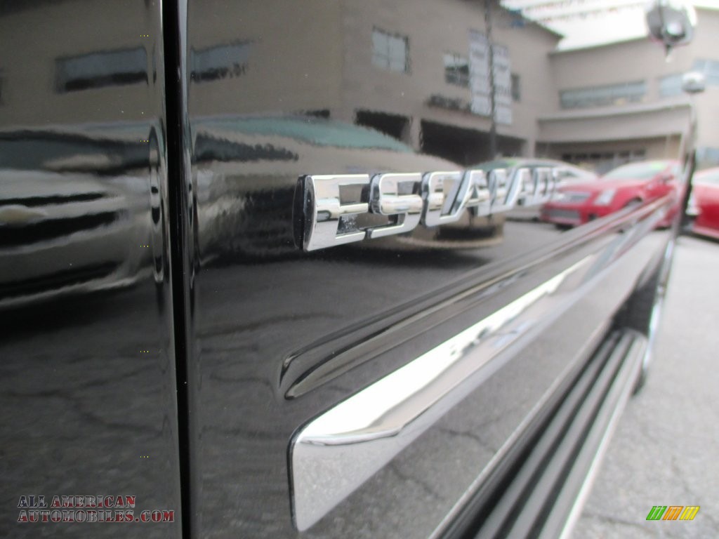 2013 Escalade Luxury AWD - Black Raven / Ebony photo #41