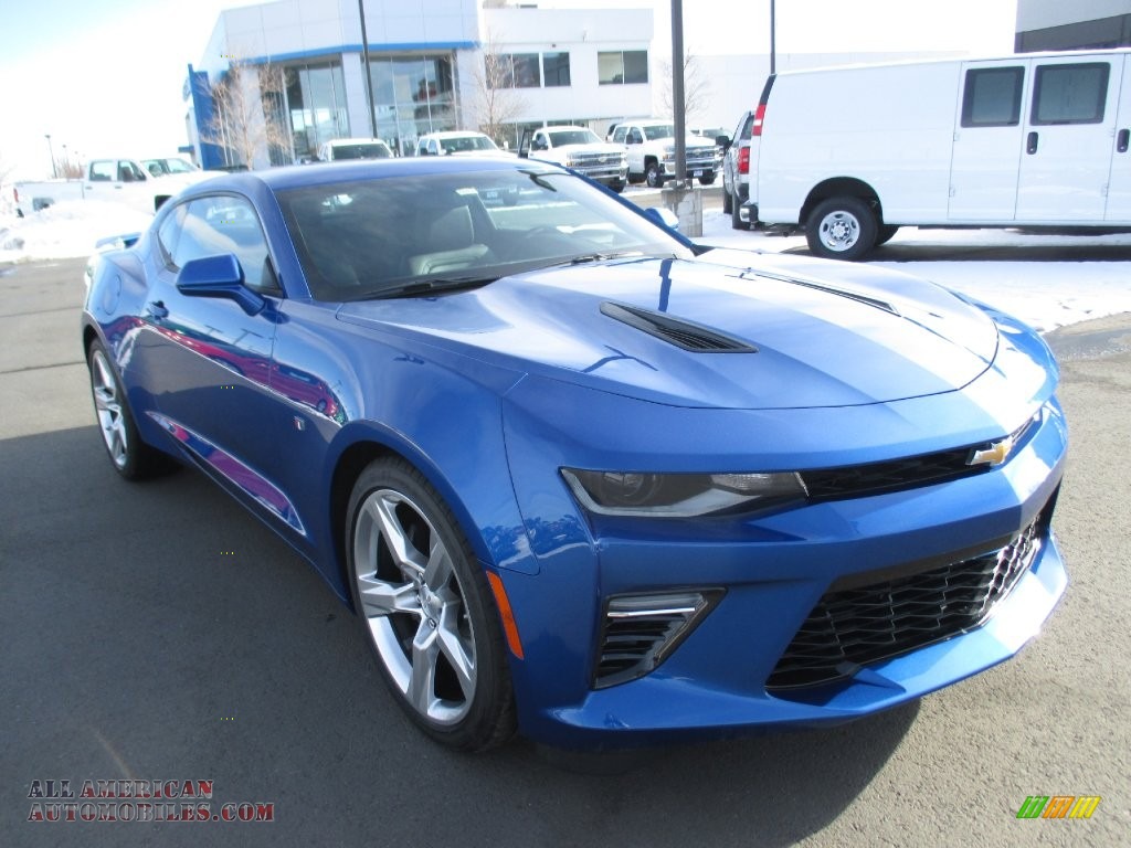 Chevrolet Camaro 2016 синяя