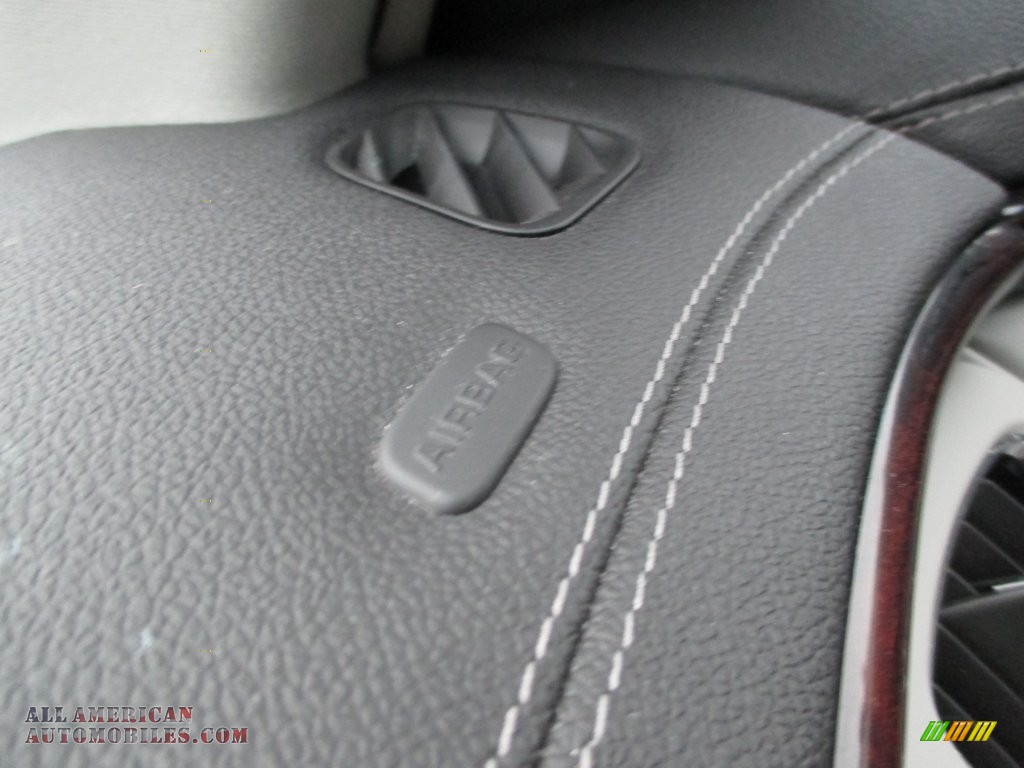 2012 CTS 4 3.0 AWD Sedan - Radiant Silver Metallic / Light Titanium/Ebony photo #40